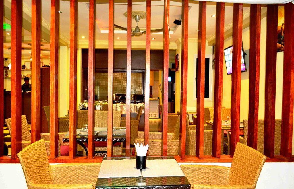 Hotel Ui Inn Malé Kültér fotó