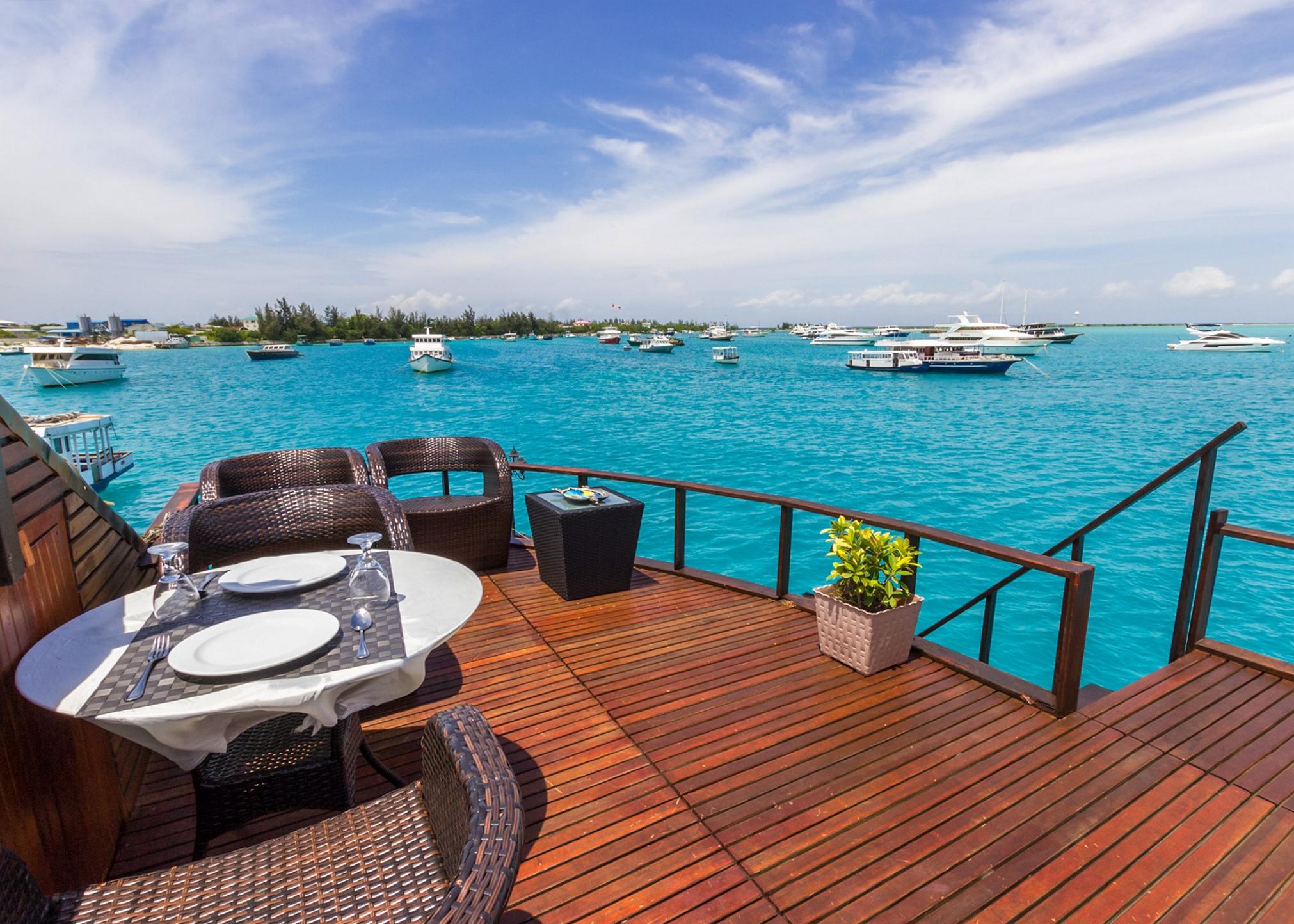 Hotel Ui Inn Malé Kültér fotó