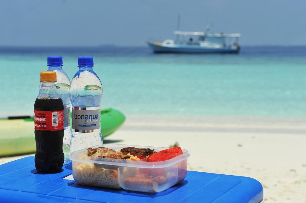 Hotel Ui Inn Malé Kültér fotó