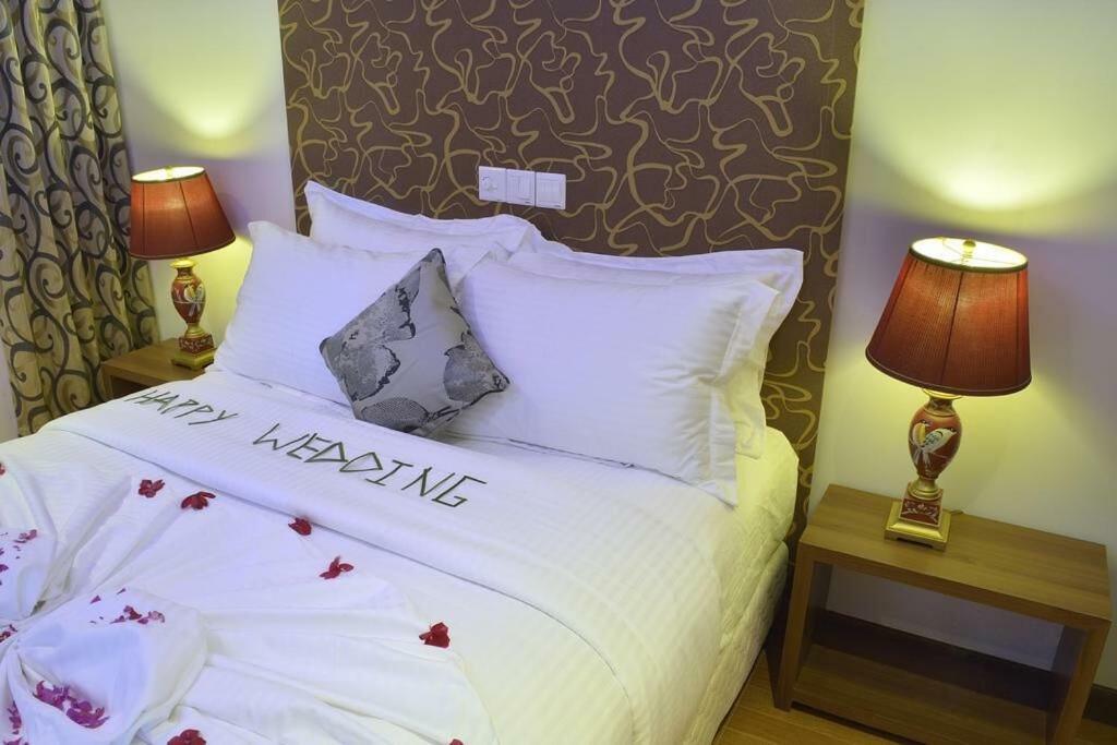 Hotel Ui Inn Malé Kültér fotó
